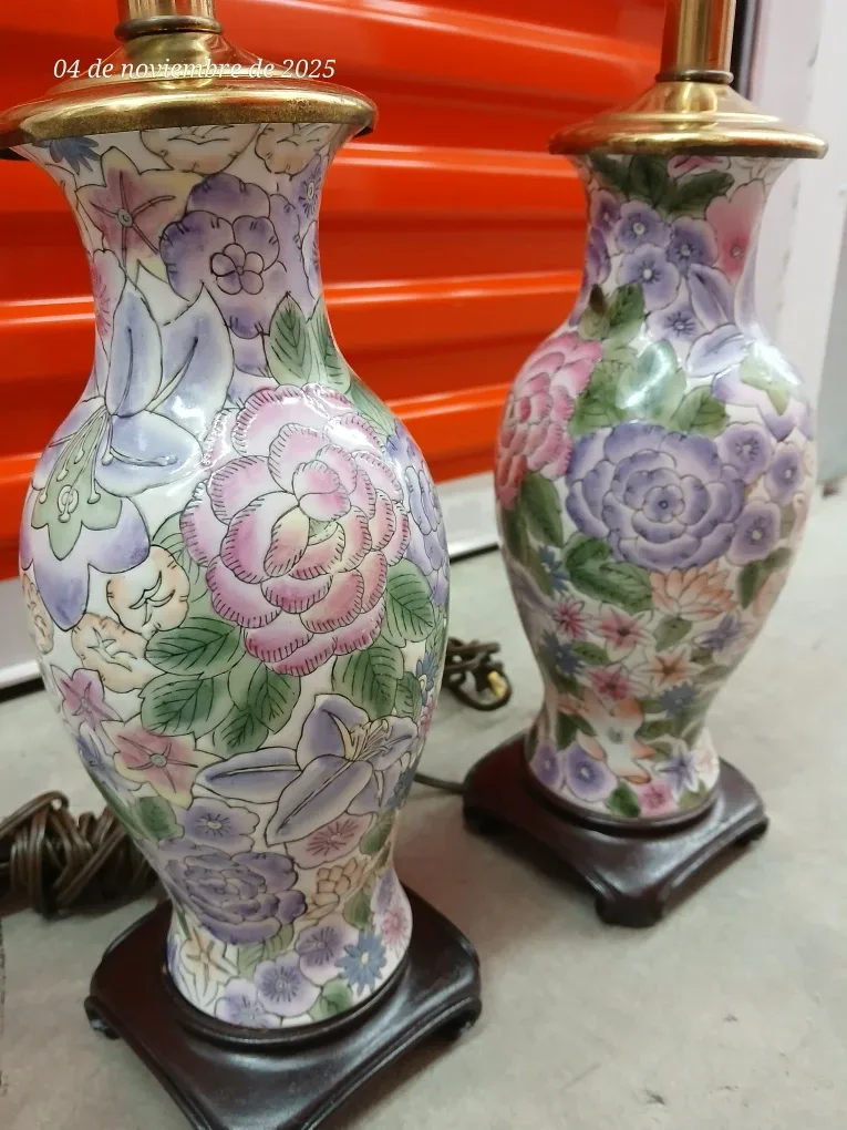 Colorful lamps set of two