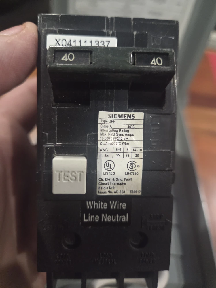 Siemens 40 Amp Circuit Breaker & Outdoor Load Center - photo 4