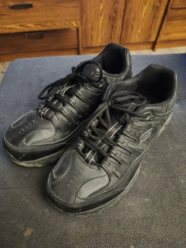 skechers sneakers size 12