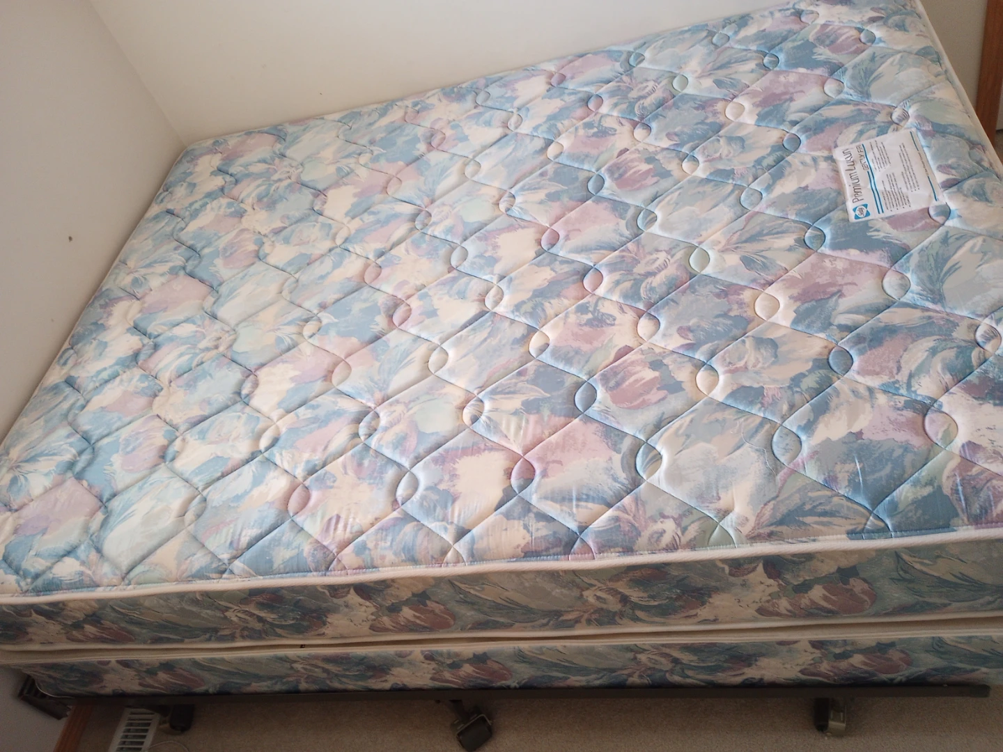 Sealy Premium Luxury Gently Firm Mattress (Queen) - photo 2