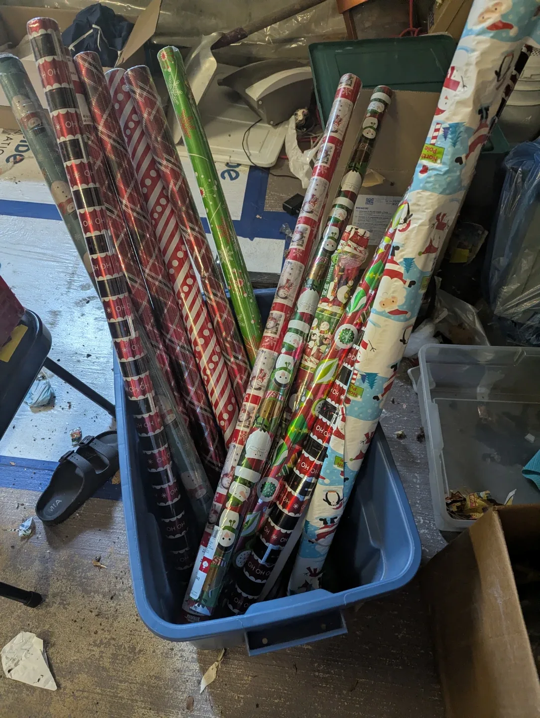 Wrapping Paper - Holiday Themes 11 new 2 openef thumbnail