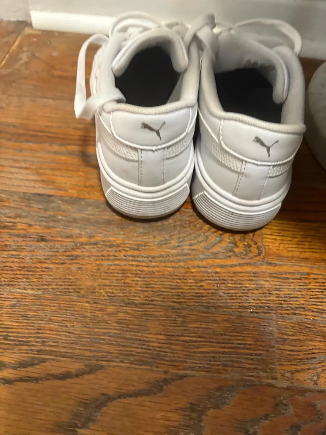 Puma White Sneakers - Women's Size 8 image indicator(4)