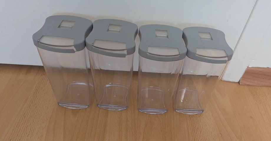 Set of 4 Clear Food Storage Containers - photo 2