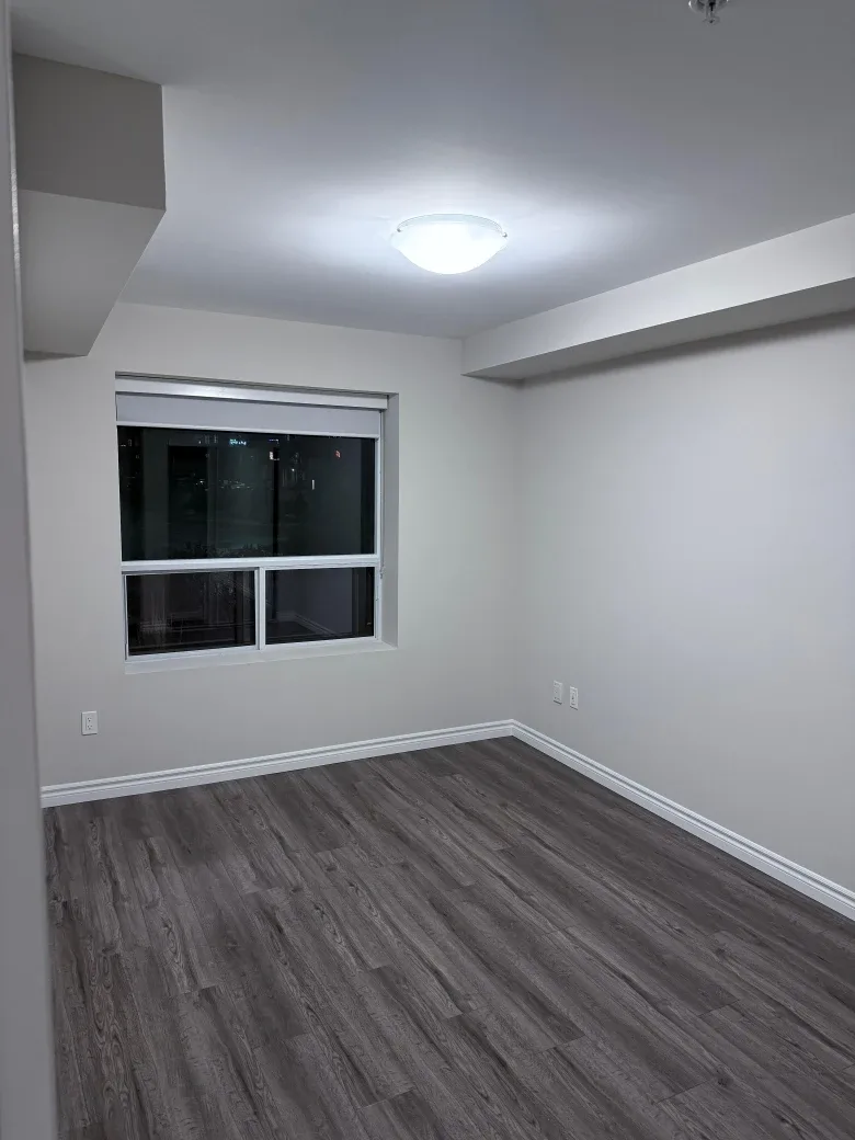 Room for Rent image indicator(8)