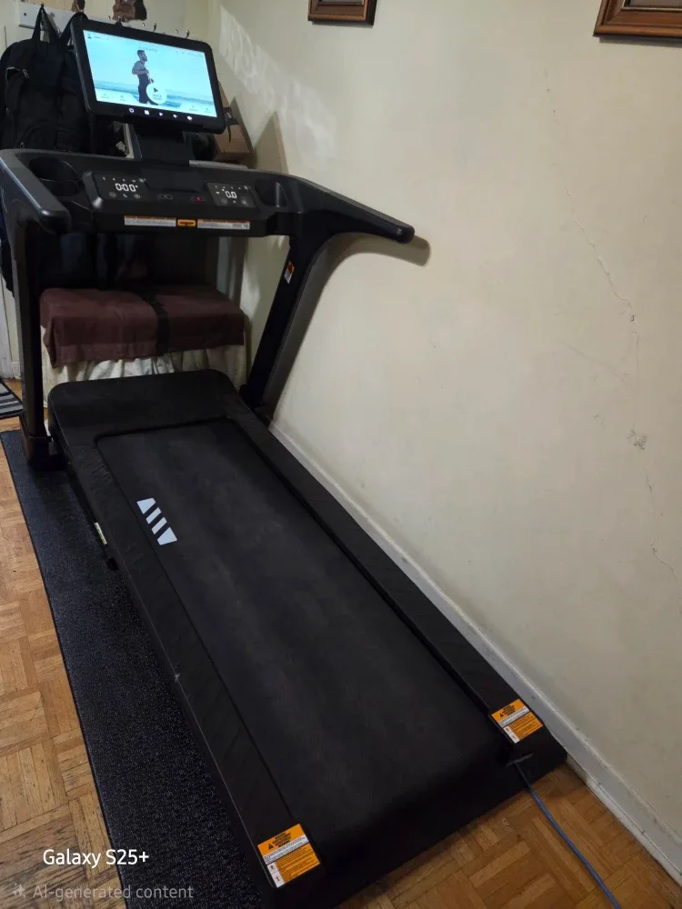 Inspire Series Treadmill image indicator(2)