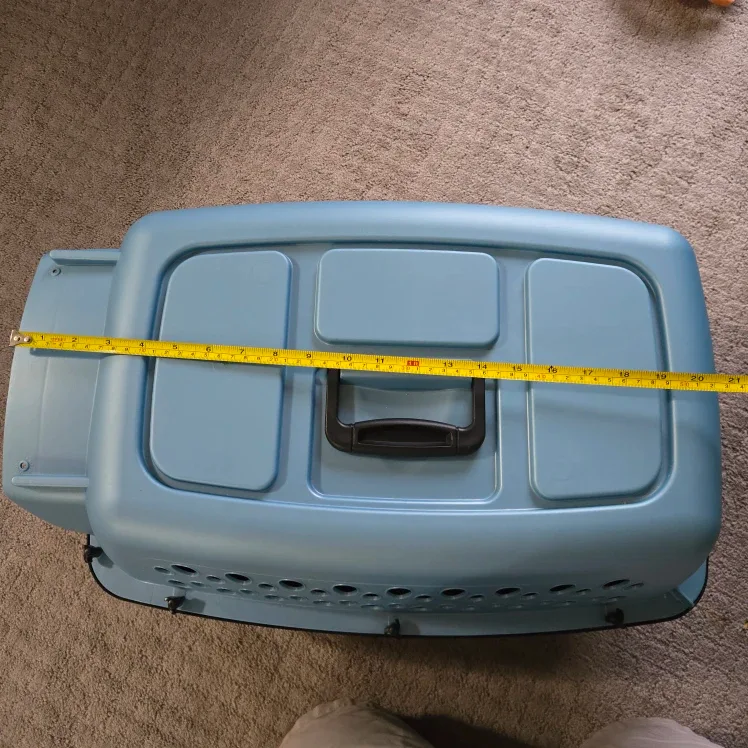 Blue Plastic Pet Carrier image indicator(2)
