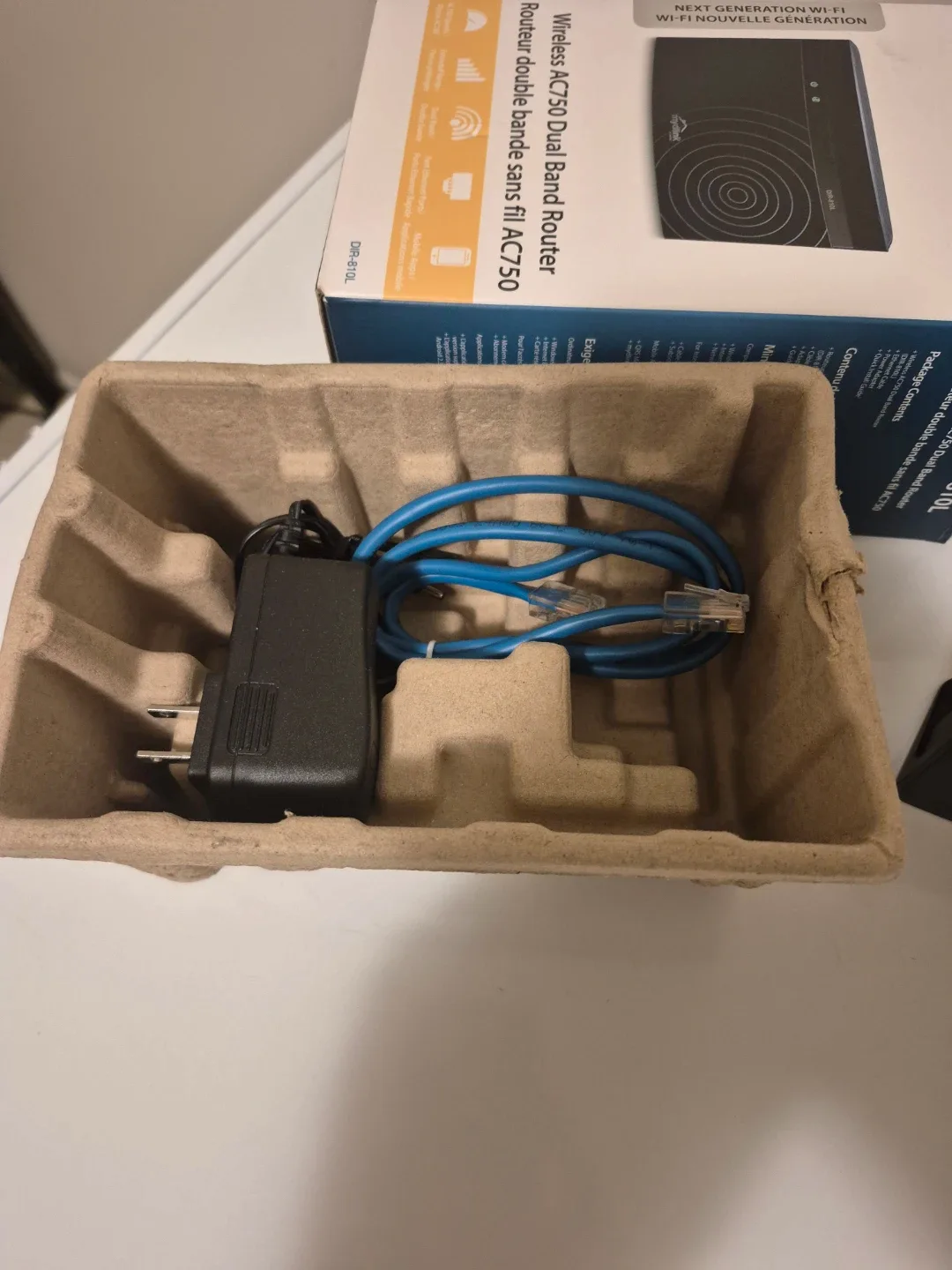 D-Link DIR-810L Wireless AC750 Dual Band Router image indicator(6)