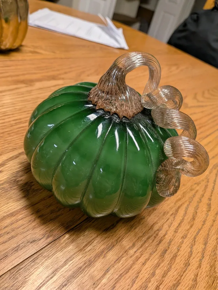 Green Glass Pumpkin Decor image indicator(2)