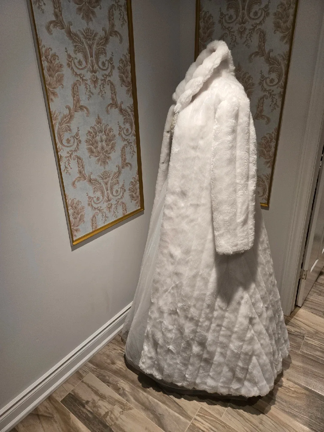 White Synthetic Faux Fur Coat & Dress image indicator(7)