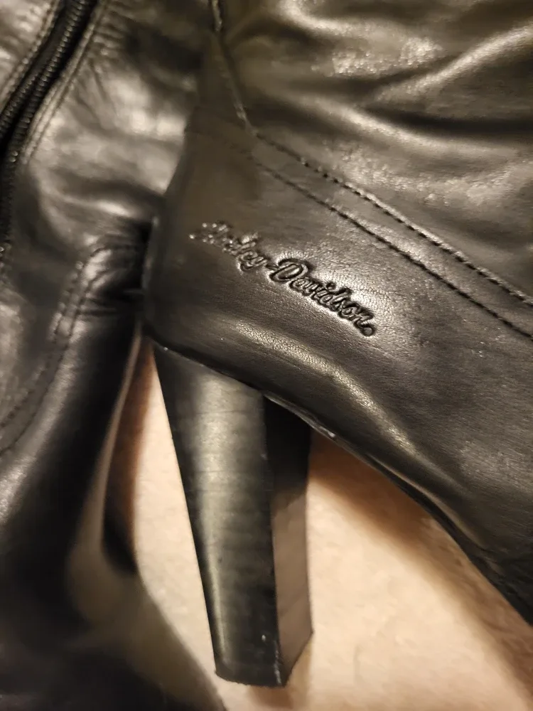 Harley Davidson Leather Heeled Boots image indicator(5)