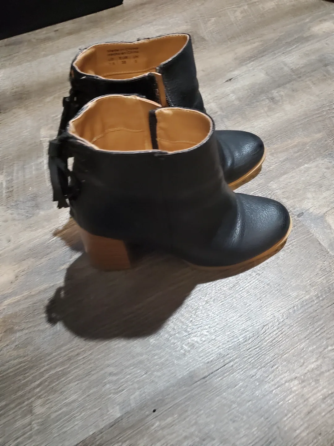 Call it Spring Black Leather Ankle Boots - Size 7.5 image indicator(2)