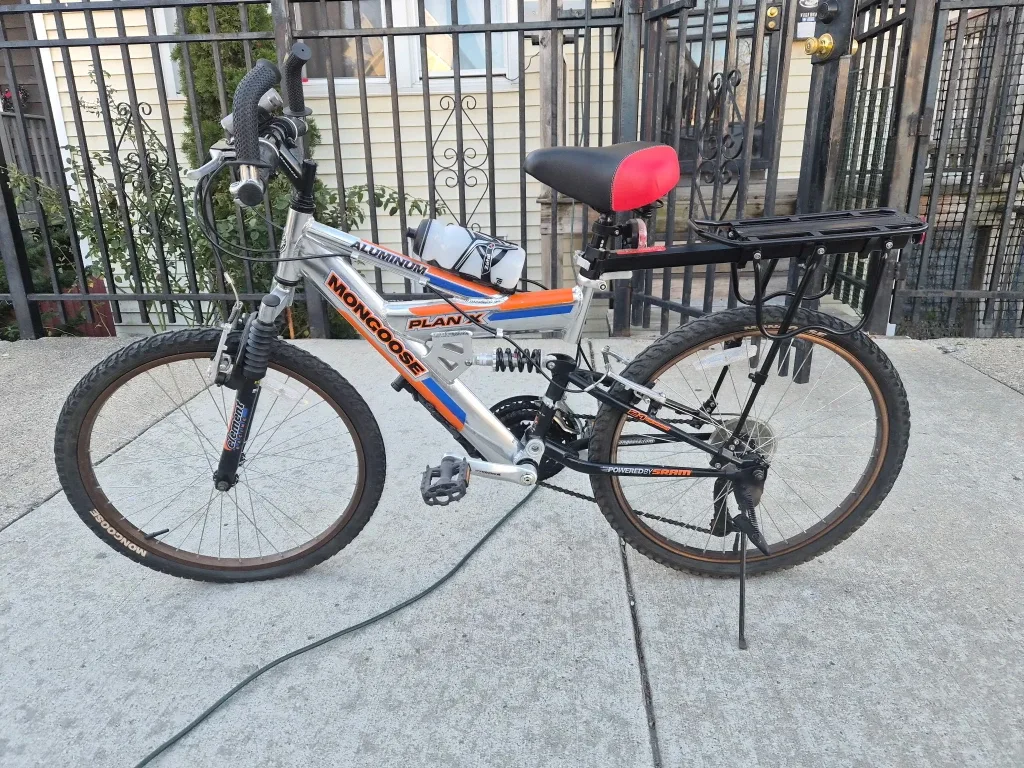 Mongoose Plan X Aluminum Mountain Bike image indicator(6)