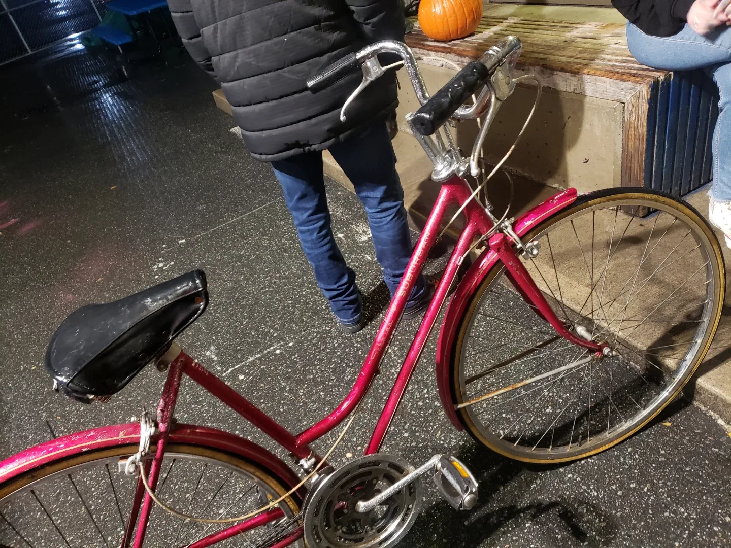 Vintage Suburban Bicycle - Red image indicator(7)