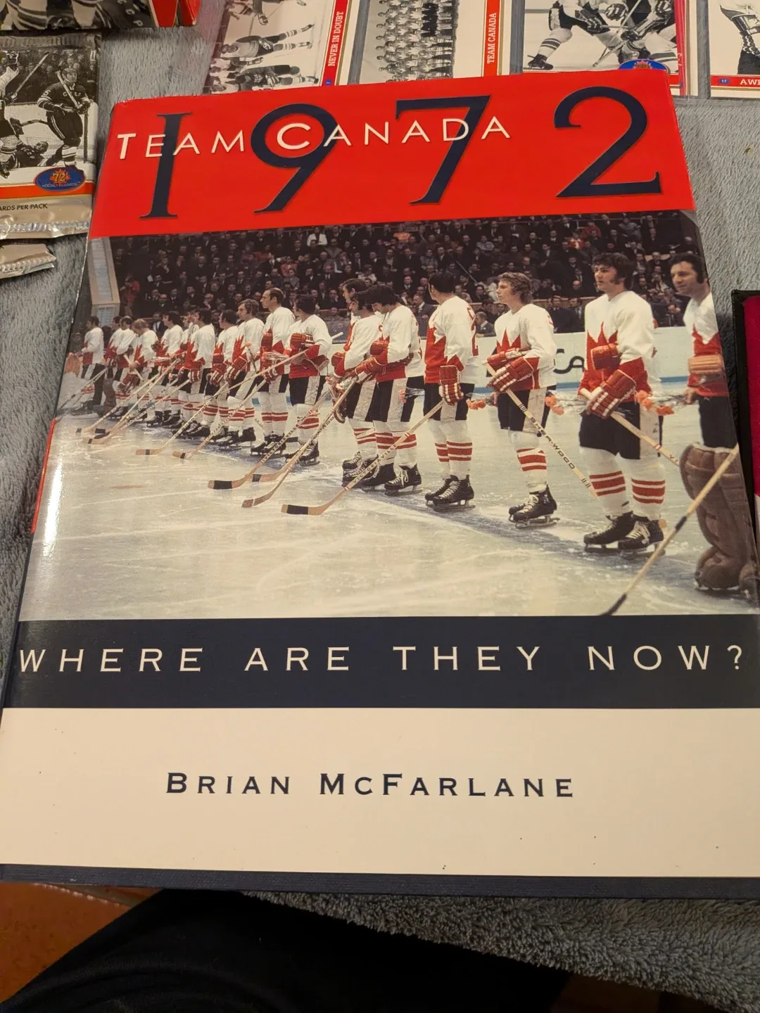 Team Canada 1972 Collection: Cards, Coins, Book, Stamps image indicator(4)