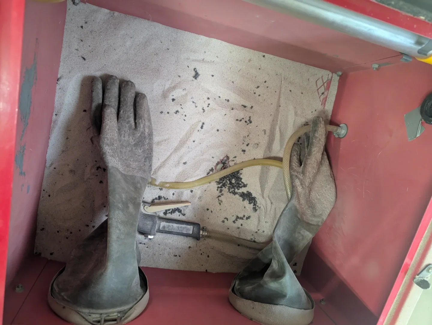 Sandblasting Cabinet image indicator(6)