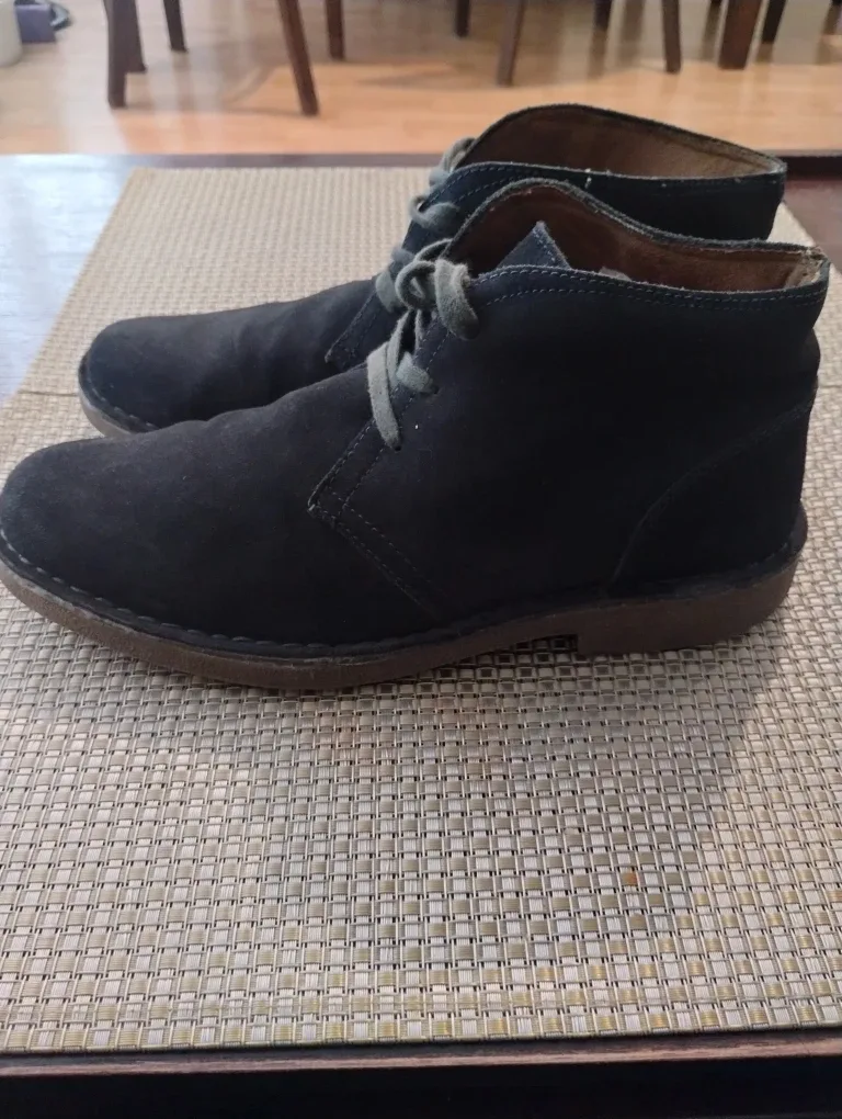 Clarks Black Suede Desert Boots image indicator(2)