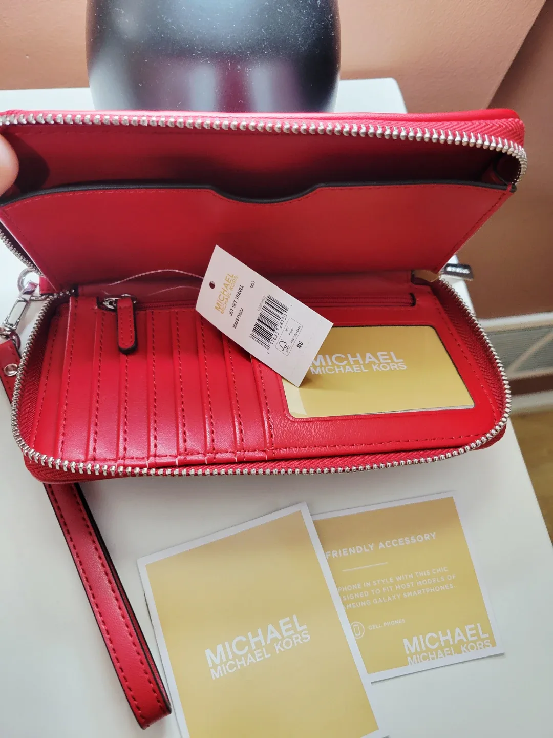 New MK Wristlet Phone Wallet image indicator(5)