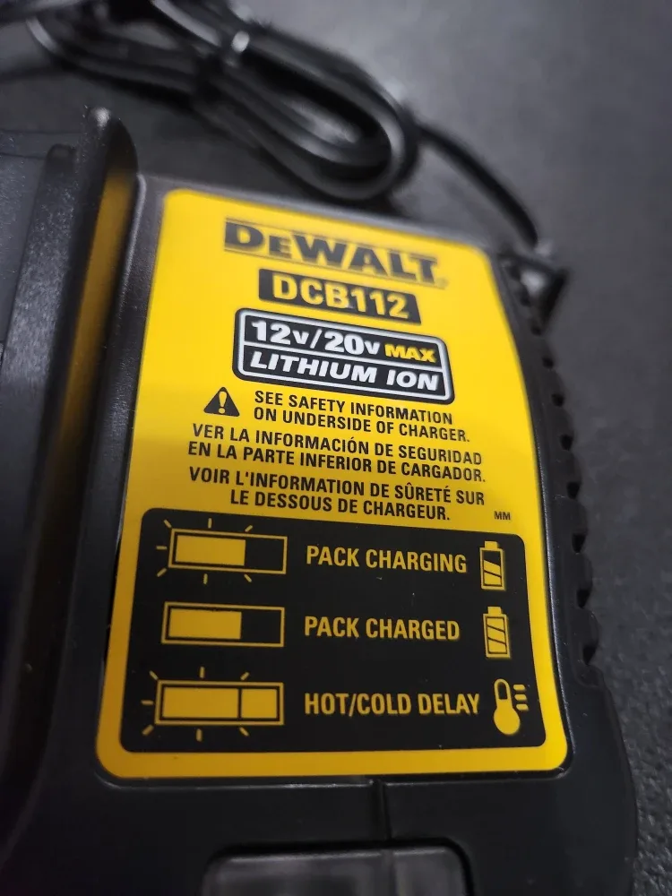 DeWalt DCB112 12V/20V MAX Lithium Ion Battery Charger image indicator(2)