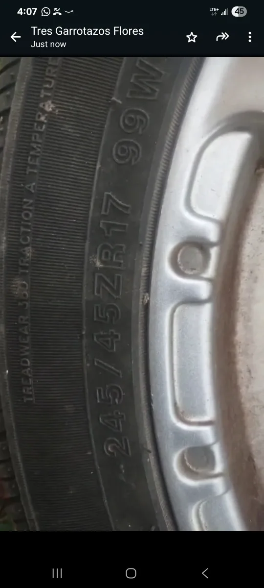 Set of 4 Tires 245/45ZR17 moving sale image indicator(4)