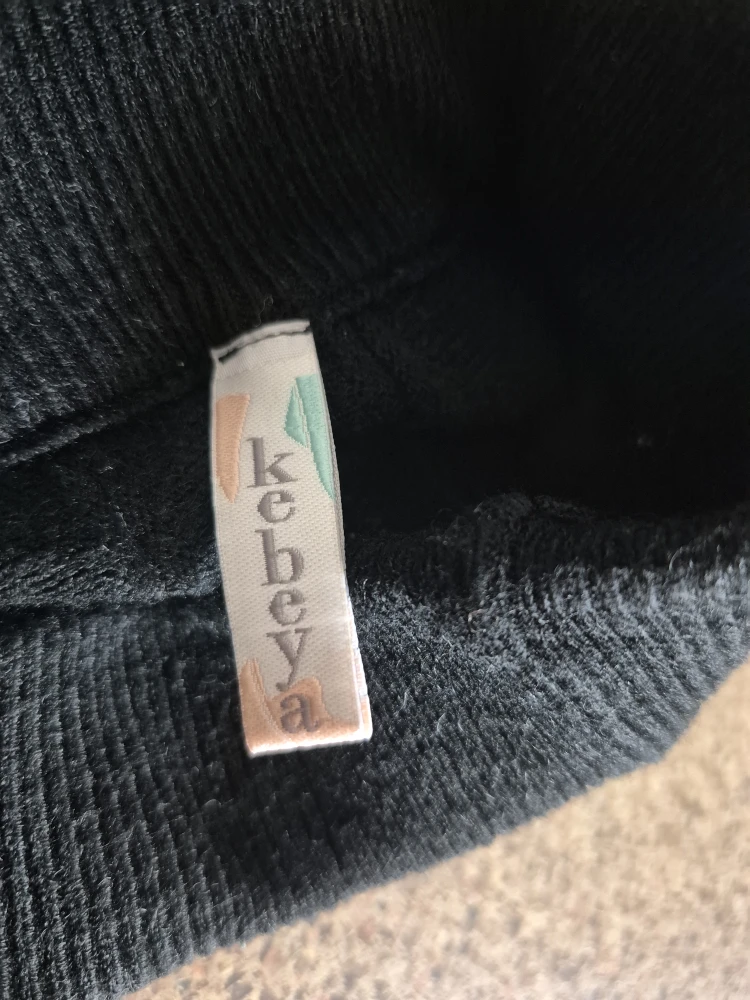Kebeya Black Knit Skirt - photo 3