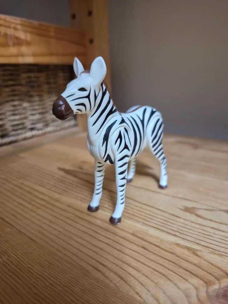 Zebra 🦓 articulated animal figure image indicator(4)