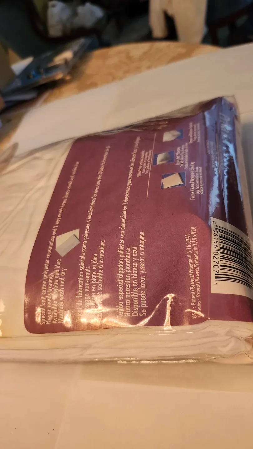 Brand New Jersey Knit Bottom Sheet - Fits 36" x 80" x 8" image indicator(5)