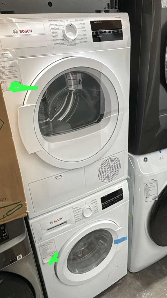 New Bosch 300 Series Washer and Electric Dryer set thumbnail