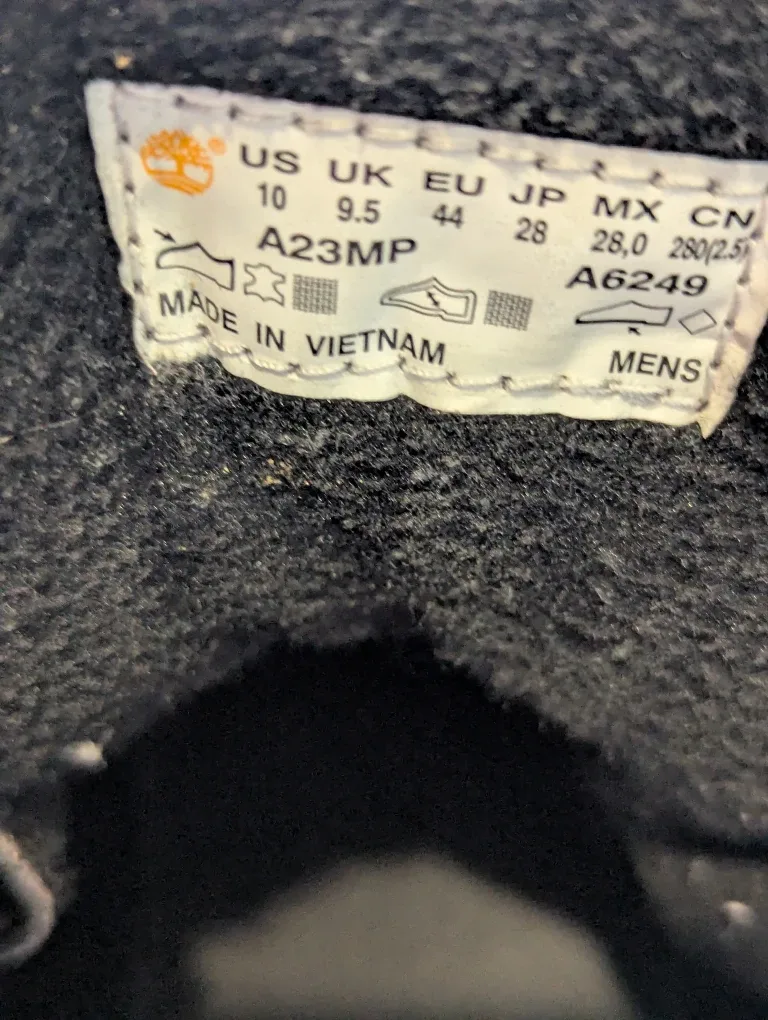 Timberland Brown Leather Boots - Size 10 image indicator(2)