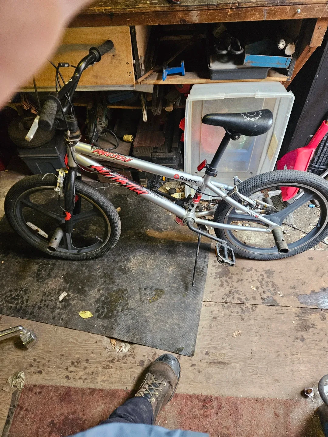 Razor Freestyle BMX Bike image indicator(2)