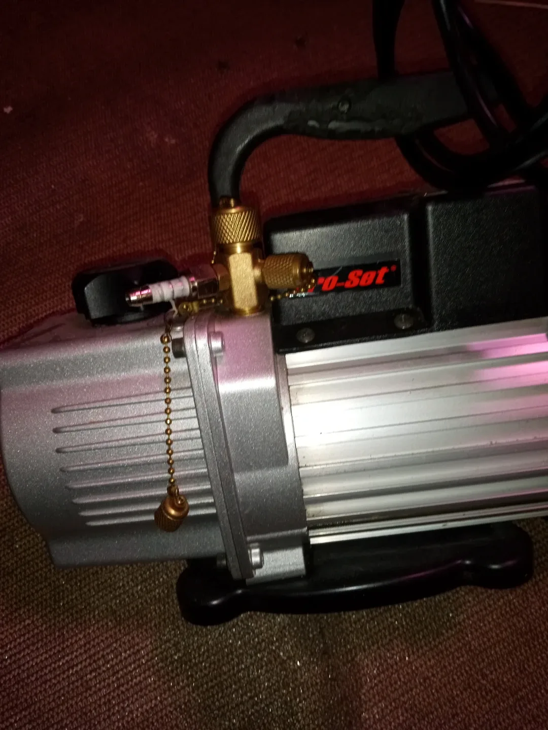 CPS VP4D 2 Stage Vacuum Pump image indicator(3)