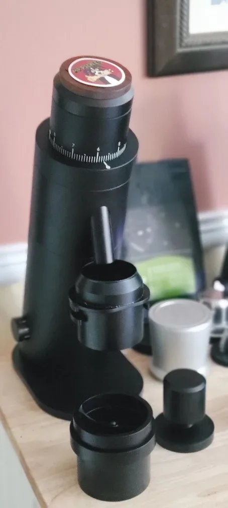 Option-O Lagom P64 w/ SSP MP Burrs + Wood Cap image indicator(5)