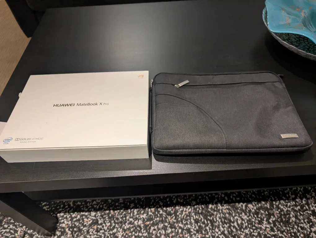 Huawei MateBook X Pro Laptop image indicator(5)