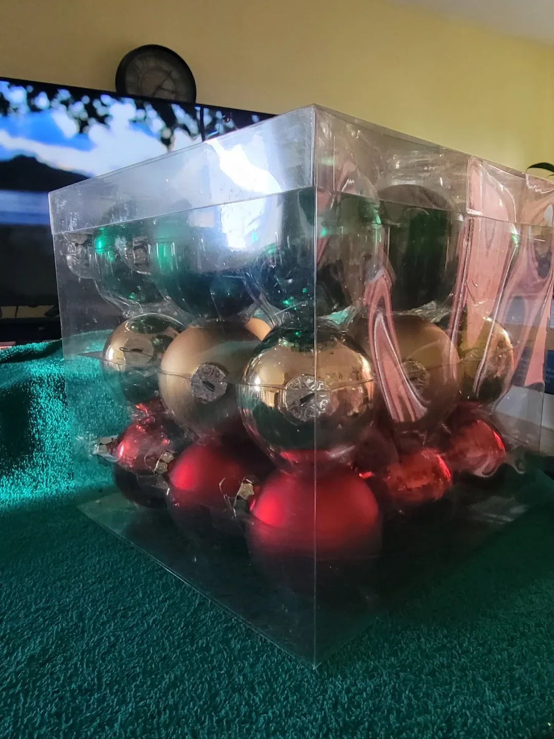 Christmas Ornaments - Red, Gold, Green image indicator(2)