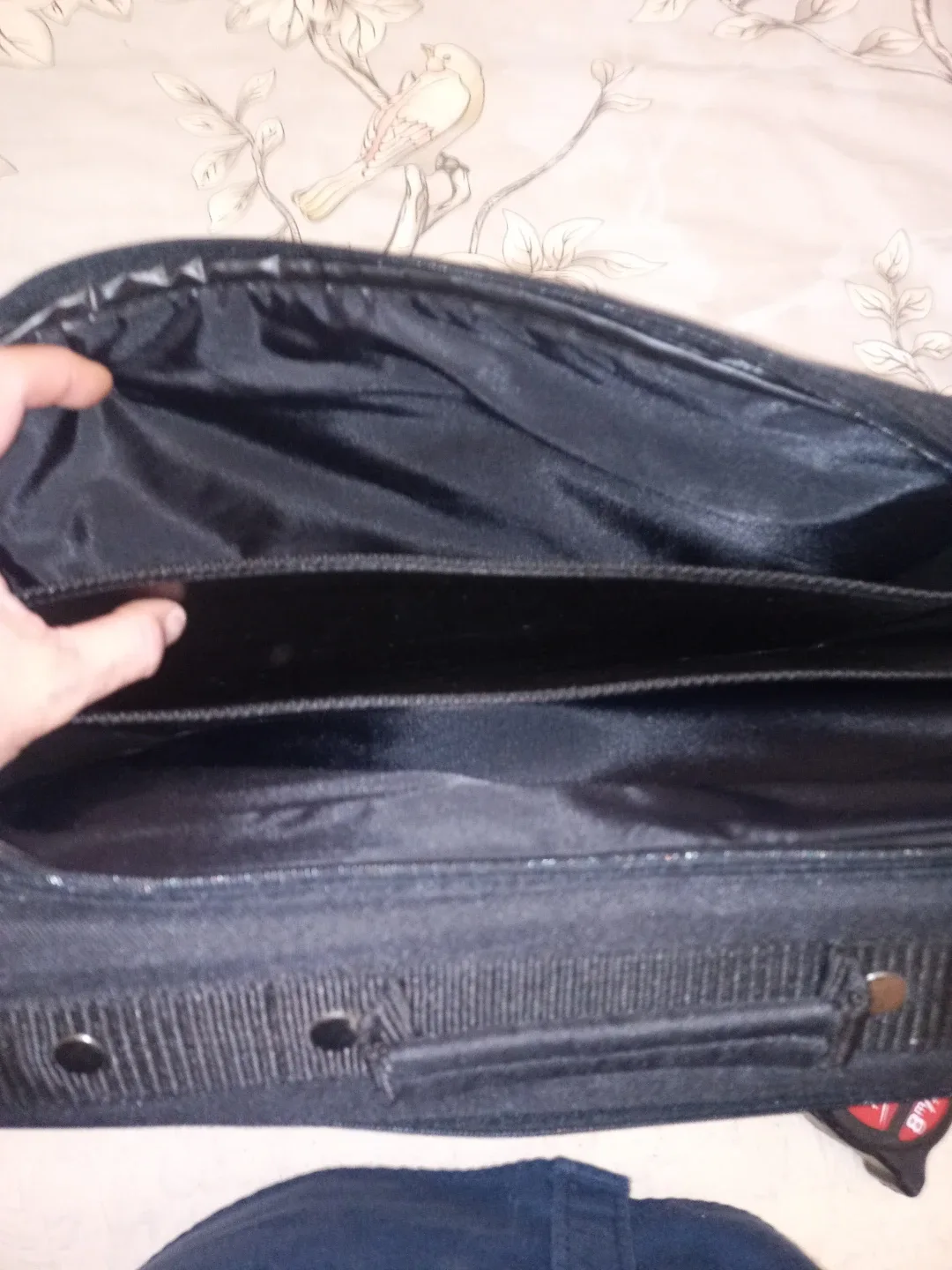 Sun Life Financial Laptop Shoulder Bag image indicator(6)