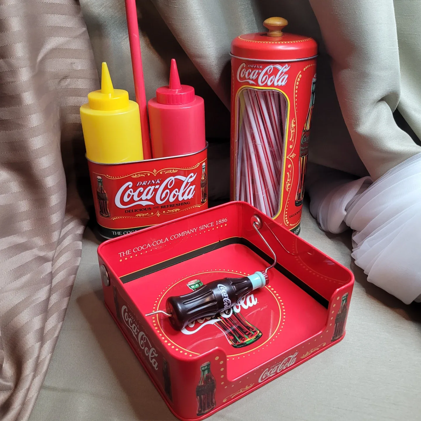 Lot of 3 Collectible Coca-Cola Tin Items... image indicator(4)