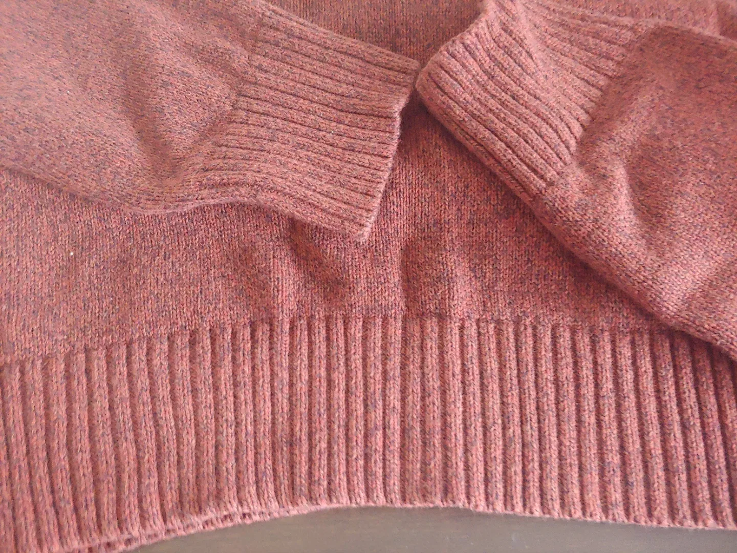 Eddie Bauer Men's Small Sweater image indicator(5)