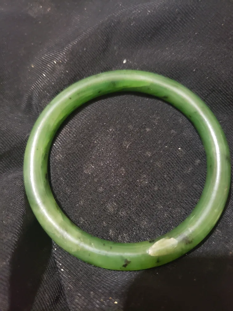 Nephrite bangle  76 mm