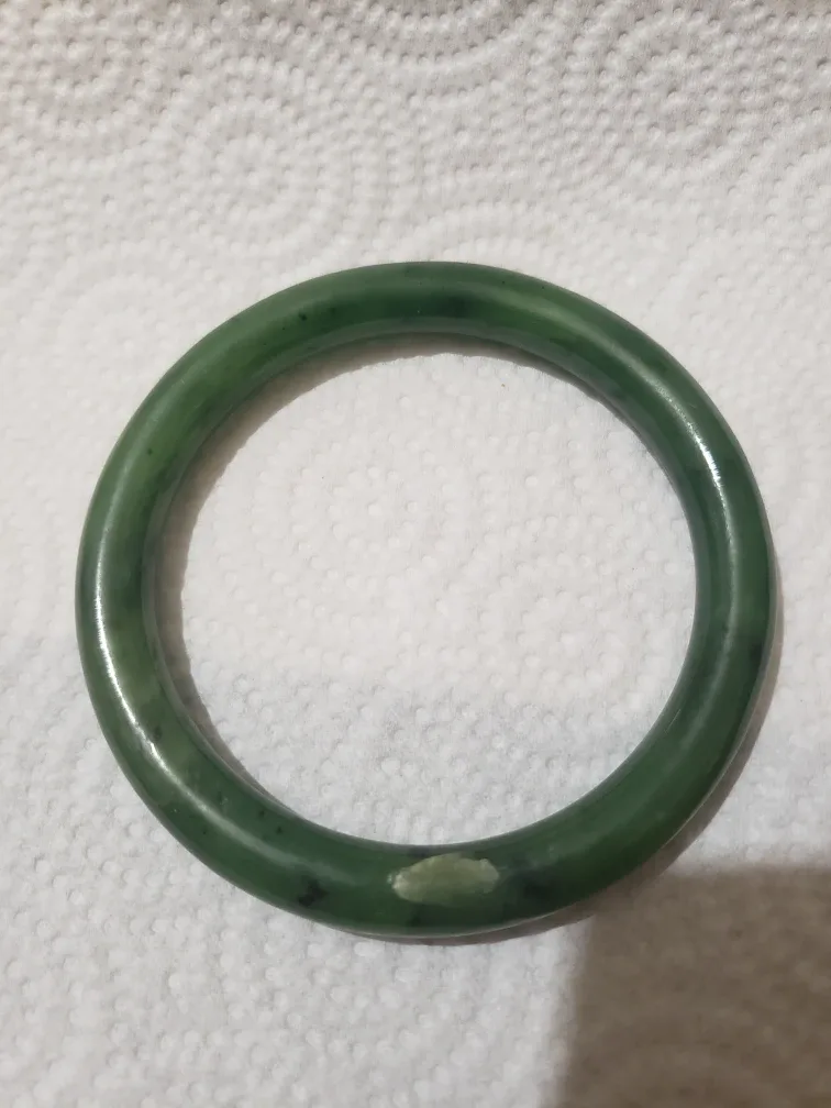 Nephrite bangle  76 mm image indicator(2)