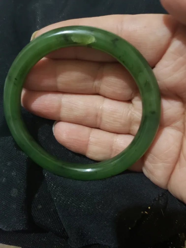 Nephrite bangle  76 mm image indicator(4)