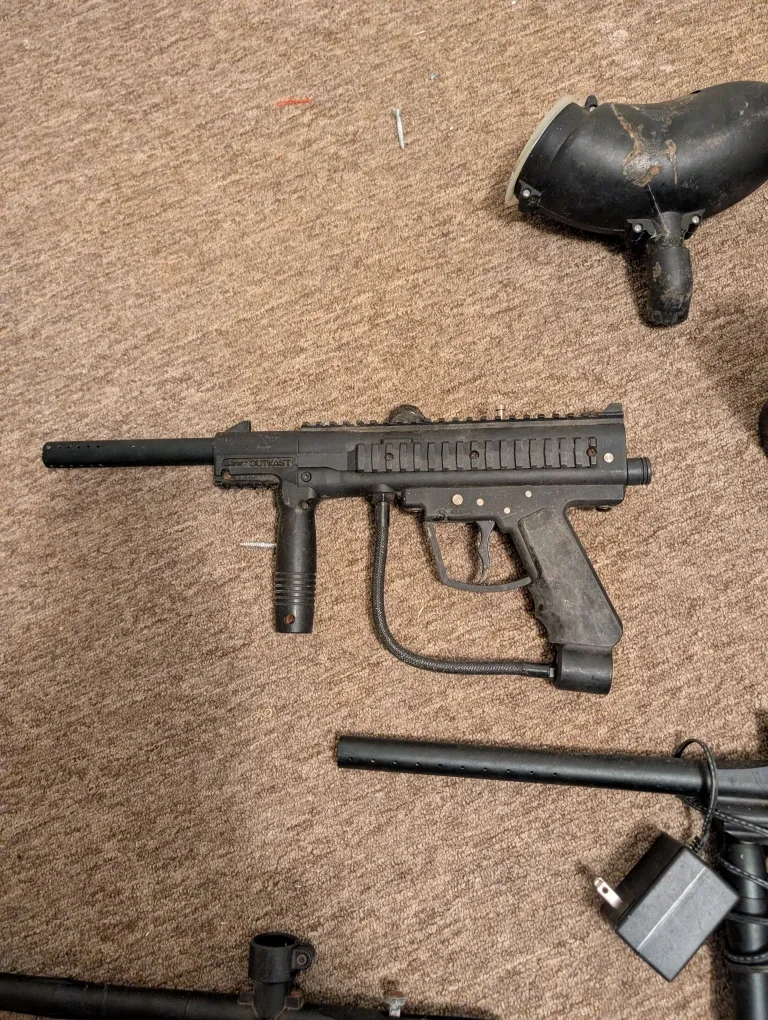 Paintball Gun Lot - Spyder Pilot, Outkast image indicator(5)