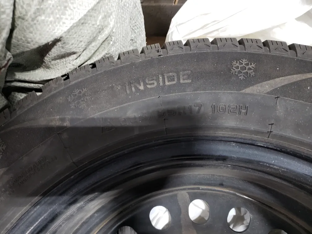 4 Tires 205 55R17 102H image indicator(4)