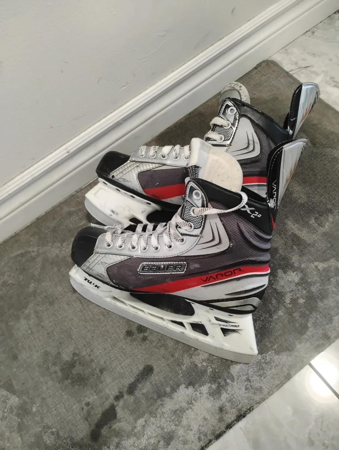 Bauer Vapor X2.0 Hockey Skates - US 10.5 image indicator(2)