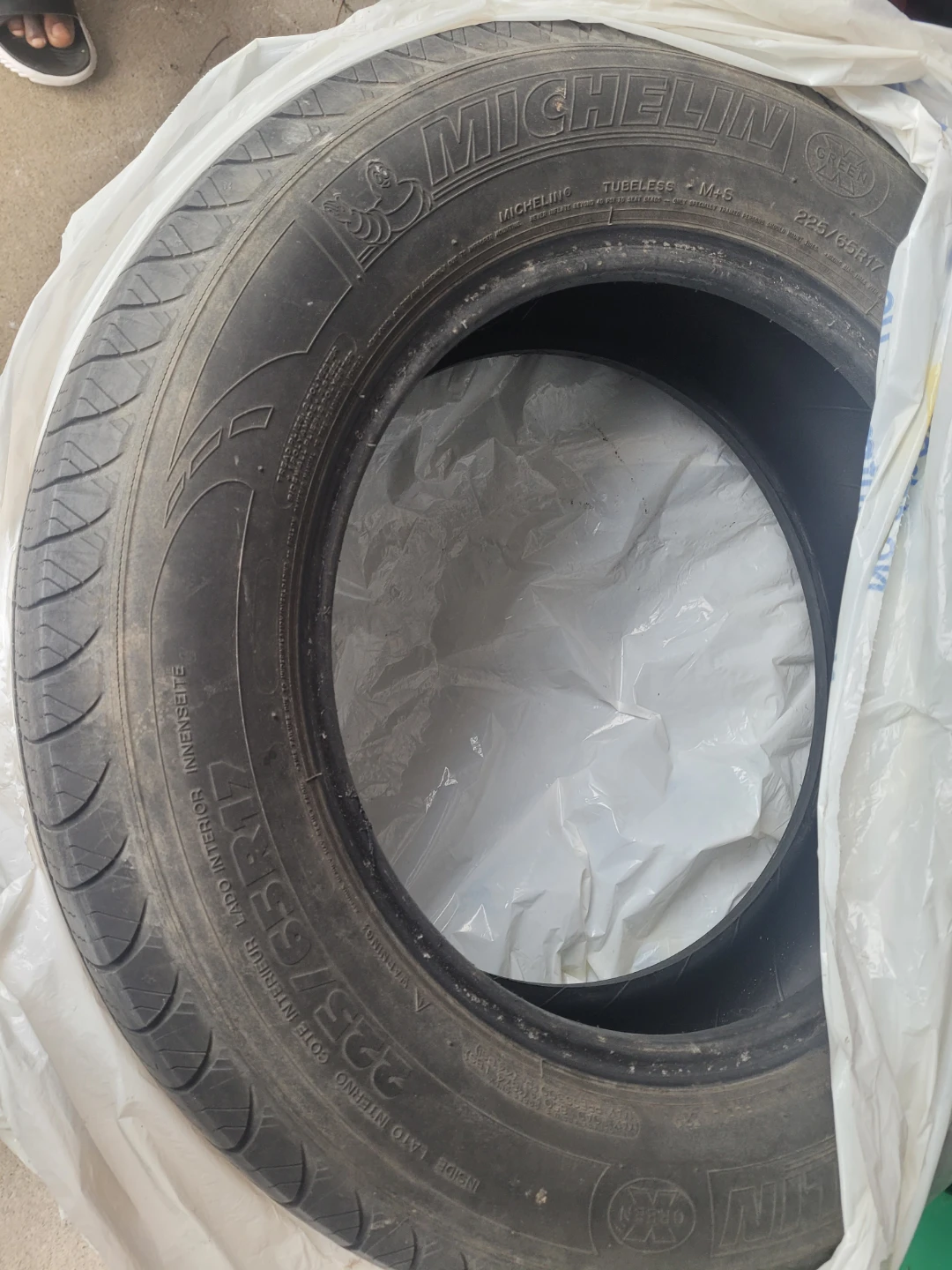 Michelin 225/65R17 Tire - photo 3