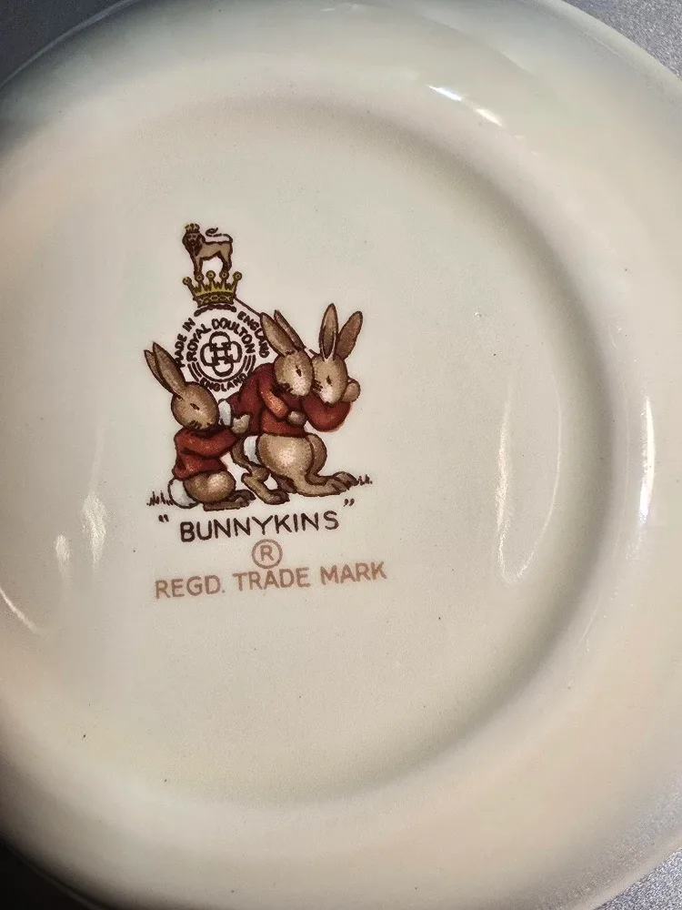 Royal Doulton Bunnykins Plate image indicator(2)