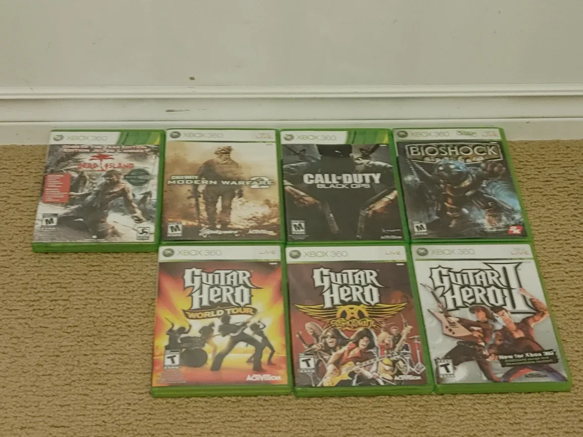 Xbox 360 Halo 4 Limited Edition + games image indicator(10)