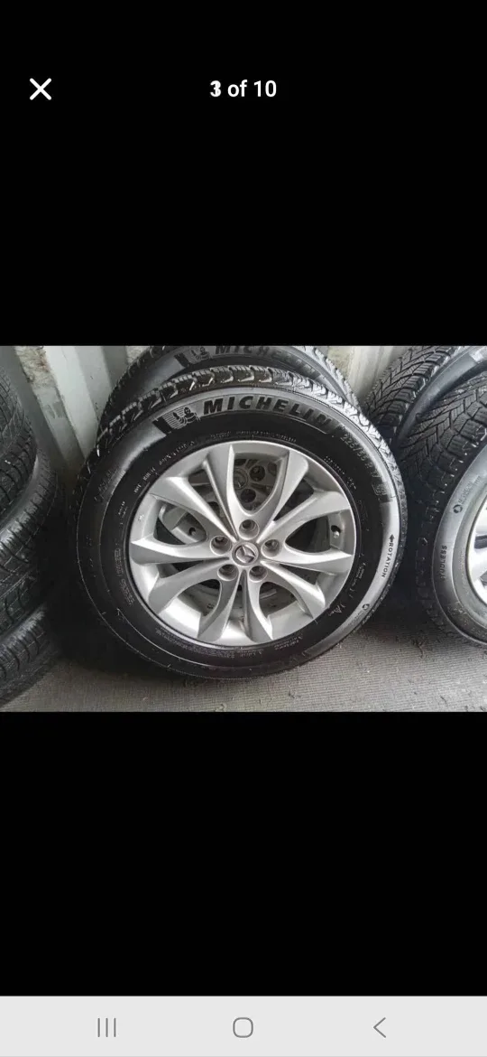 Michelin X-Ice Snow SUV Tires on Mazda Rims image indicator(9)