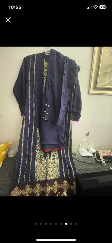 Ladies' Embroidered Shalwar Kameez - Size M