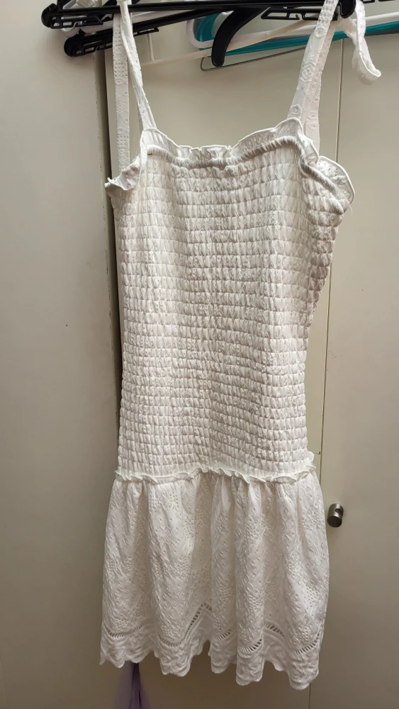 Assorted Women's Dresses - Various Styles & Sizes - photo 3
