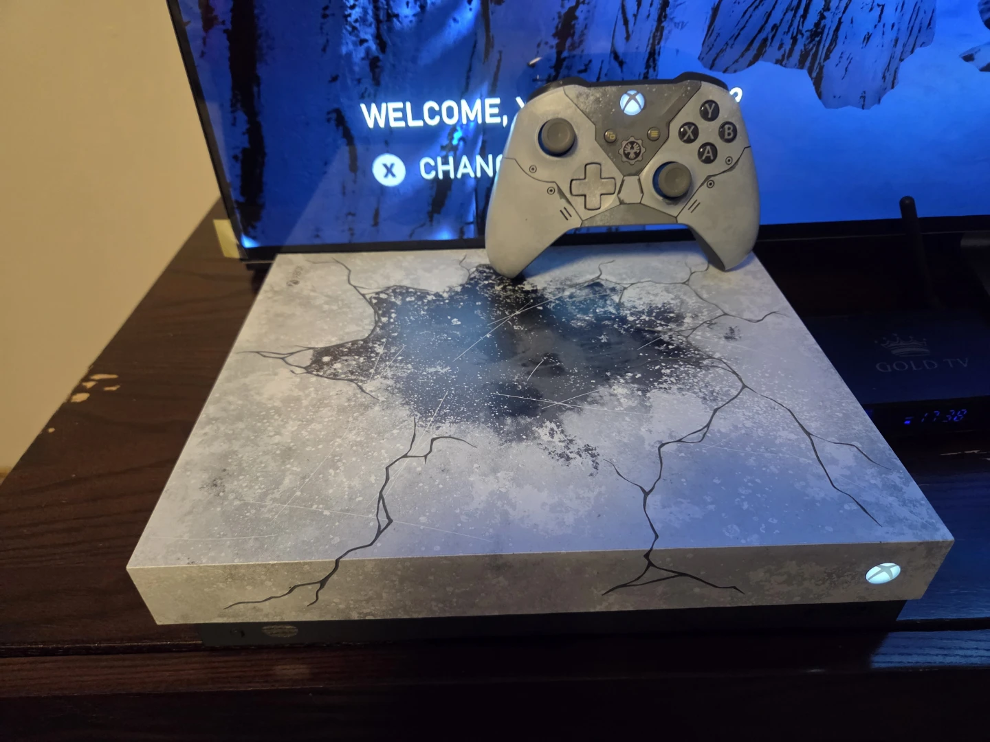 Xbox One Gears 5 Limited Edition Console