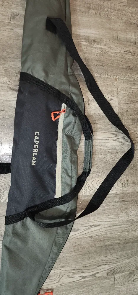 Decathlon Fishing Rod Bag - Like New! image indicator(2)